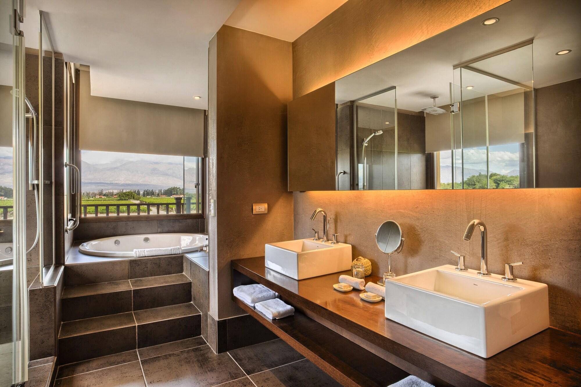 فندق غريس كافاييت كفايات المظهر الخارجي الصورة Bathroom