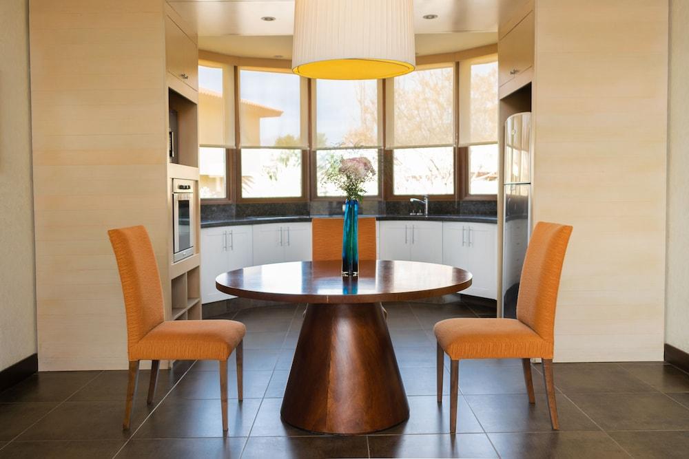 فندق غريس كافاييت كفايات المظهر الخارجي الصورة A dining room